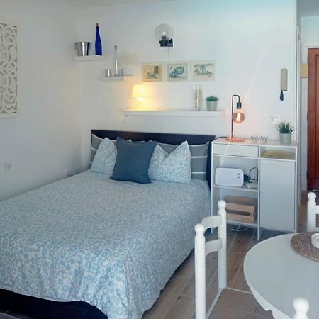 Live Punta Columbus Pool & Beach Front Punta Del Hidalgo Exterior photo