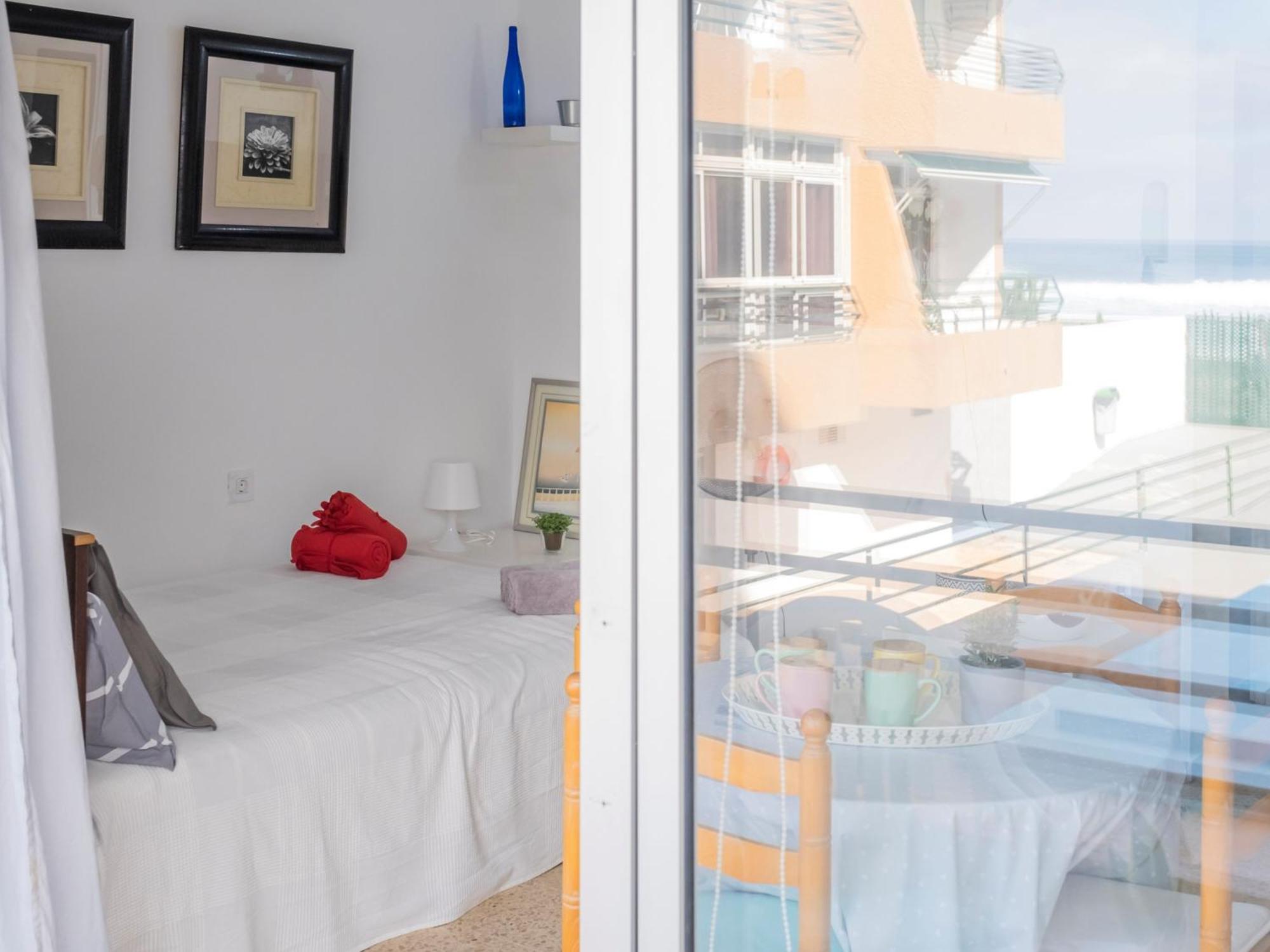 Live Punta Columbus Pool & Beach Front Punta Del Hidalgo Exterior photo