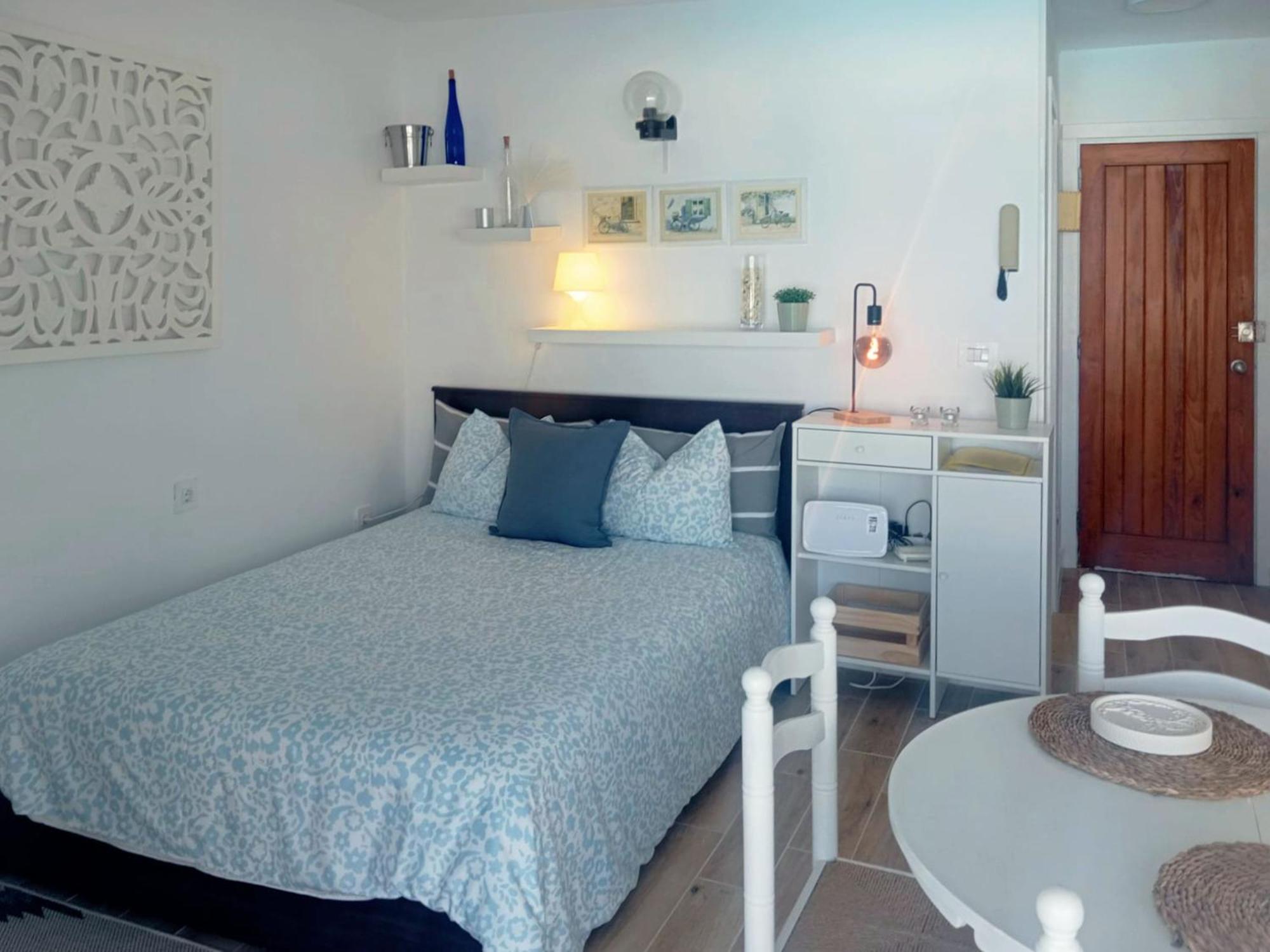 Live Punta Columbus Pool & Beach Front Punta Del Hidalgo Exterior photo
