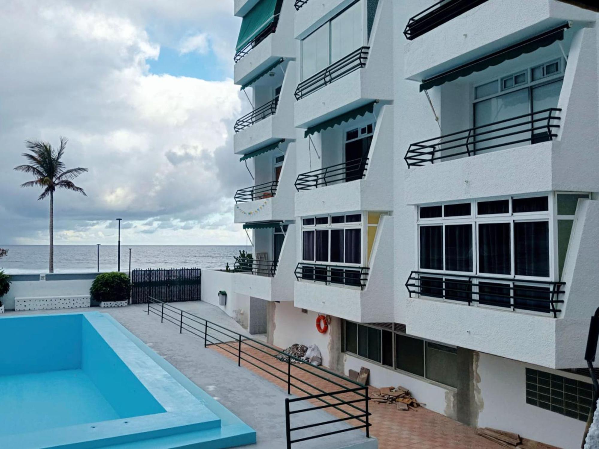 Live Punta Columbus Pool & Beach Front Punta Del Hidalgo Exterior photo